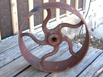 řemenice transmise setrvačník litinové kolo - 5