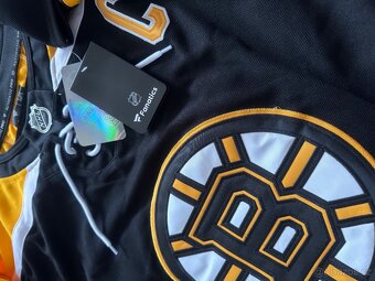 Zdeno Chára 33 Boston Bruins - 5