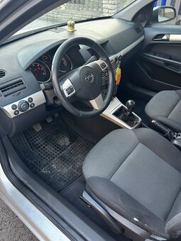 Opel Astra H 1.7cdti - 5