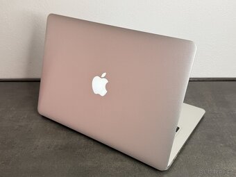 Macbook Air 13'' 2012 / i5 / 4GB / 128GB SSD / DPH - 5