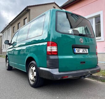 VW TRANSPORTER 5.1 7 míst, automat - 5