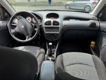 Peugeot 206 - 5
