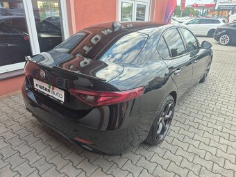 Alfa Romeo Giulia 2.0 Veloce 206 kW (ODPOČET DPH) - 5