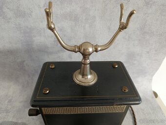 Starý historický telefon na kliku. Do sbírky. - 5