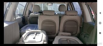 Kia Carnival - 5
