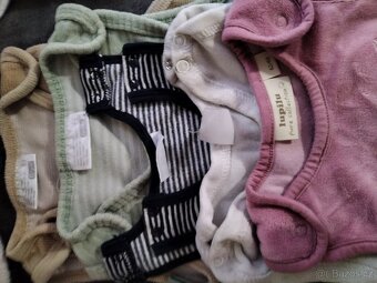 Autosedačka vajíčko + oblečení pro holčičku - 5