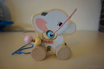 dřevěná tahací hračka slon s labyrintem - 5
