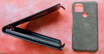 kompaktní mobilní telefon Google Pixel 5 - 5