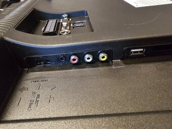 Malá LED TV GoGEN TVF 22P202T - 5