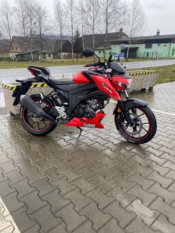 Suzuki gsx s 125 ccm - 5