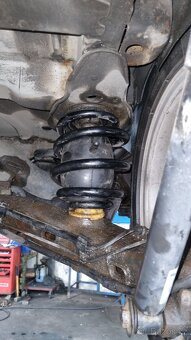 Vzduchové Mechy do SUV, Dodávky a Osobné autá - 5