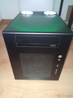 i7-2600, Radeon7870,Lian-liQ08,ram8gb,enermax 450w,250ssd - 5