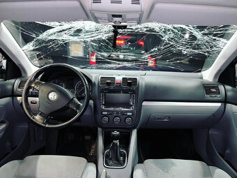 Vůz na náhradní díly VW Golf 5 kombi 2009 CBDB KNS LD5Q - 5