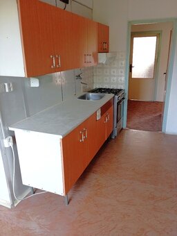 Tři 1.lůžkové pokoje v 3+1, studenti/ky, pračka, volné nyní - 5