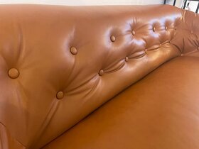 Renovovaný historický kožený nábytek - sofa + křeslo - 5