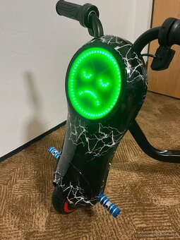 Driftovací elektrická tříkolka pro děti - 5