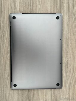 MacBook Pro 16" CZ Vesmírně šedý (2020) NEFUNKČNÍ OBRAZOVKA - 5