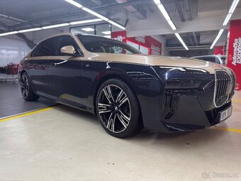 BMW 740D M G70 EXLUZIVE CARS  Protiúčet možný - 5