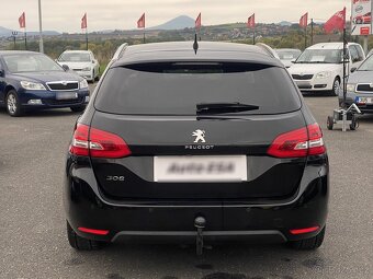 Peugeot 308 1.2 PT ,  81 kW benzín, 2015 - 5