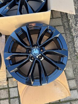 ORIGINÁL Alu Škoda PROCYON R19, 5x112 - TOP STAV - 5