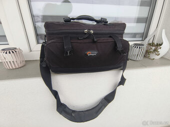 Fotobrašna Lowepro Magnum - 5