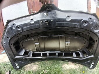 Škoda Octavia 3 kapota haupna - 5