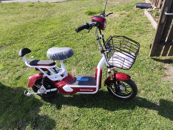 Elektro koloběžka motorka - 5