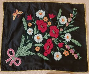 Potah na polštář 53x43 cm ruční výšivka - 5