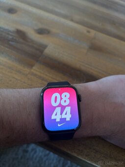 Apple Watch 8 45mm stainless steel + CELLULAR - 5