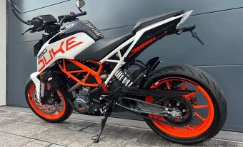 KTM Duke 390 r.v. 21 - 5