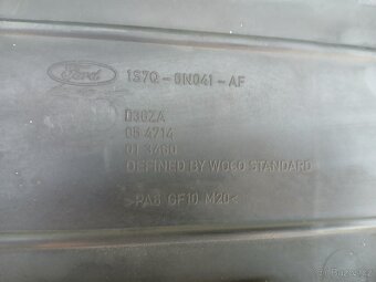 horni kryt motoru mondeo - 5