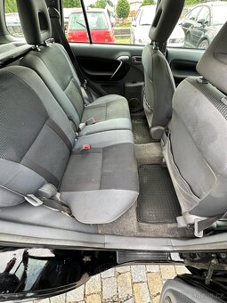 Toyota Rav4 D-4D - 5