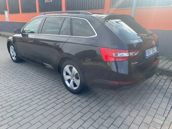 Škoda Superb 2.0 TDi Ambiente - 5