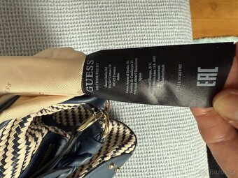 Kabelka Guess menší - 5