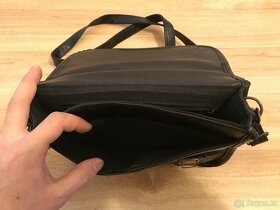 Zachovalá nepopraskaná kabelka - 5