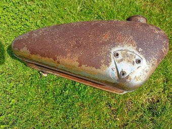 Nádrž Jawa Robot - 5