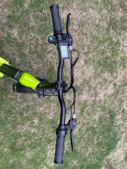 Elektrická koloběžka X-Scooters XT08 Výprodej - 5