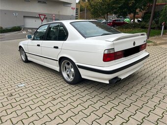 Prodám BMW M5 e34 - 5