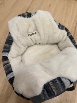 pelisek / prepravka do auta - 5