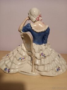 Porcelanova soska royal dux dama s knihou - 5