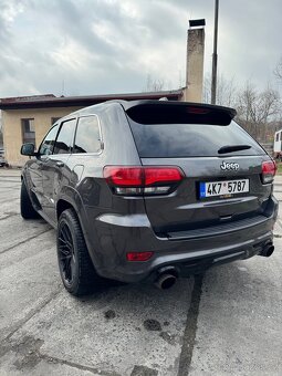 Jeep GrandCherokee SRT - 5