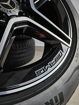Orig. Mercedes AMG 5x112 Letní 235/50/19 - Zánovní - 5