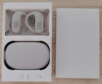 JBL - sluchátka Endurance PEAK3 - 5