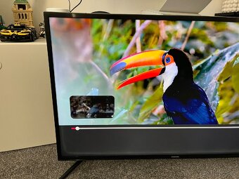 4K Samsung TV 102cm - 5