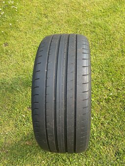 Letní pneu 225/40R19 - 5