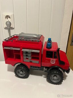 MB unimog hasiči - Bruder 2470 - 5