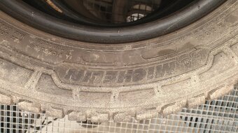 Celoroční pneu 215/65r16 C - 5