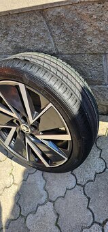 Originál alu Škoda Kamiq 5x100 205/45 R18 - nové letní - 5