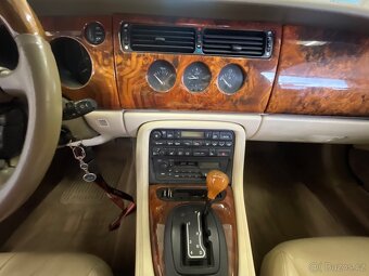 Jaguar xk8 4l v8 - 5