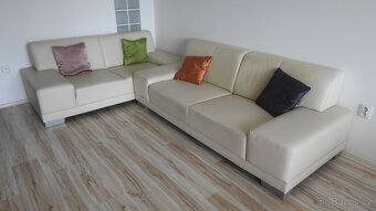 Koženkový set (dva gauče plus sedačka) - 5